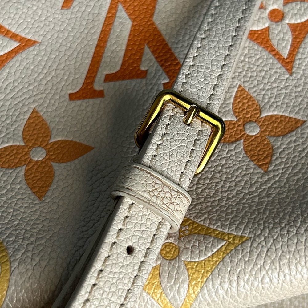 Louis Vuitton By The Pool Mini Bum Bag - Picture 13 of 14